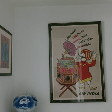 art frame wall mount by fixinguru singapore