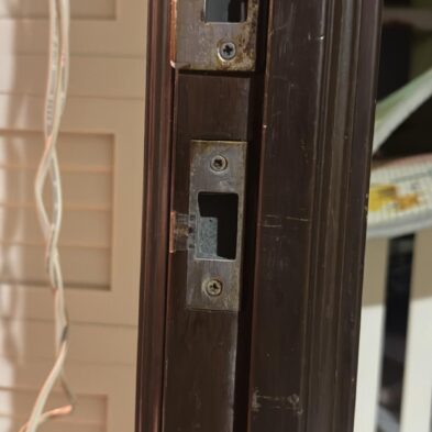 hdb door knob repairs - fix alignment sg
